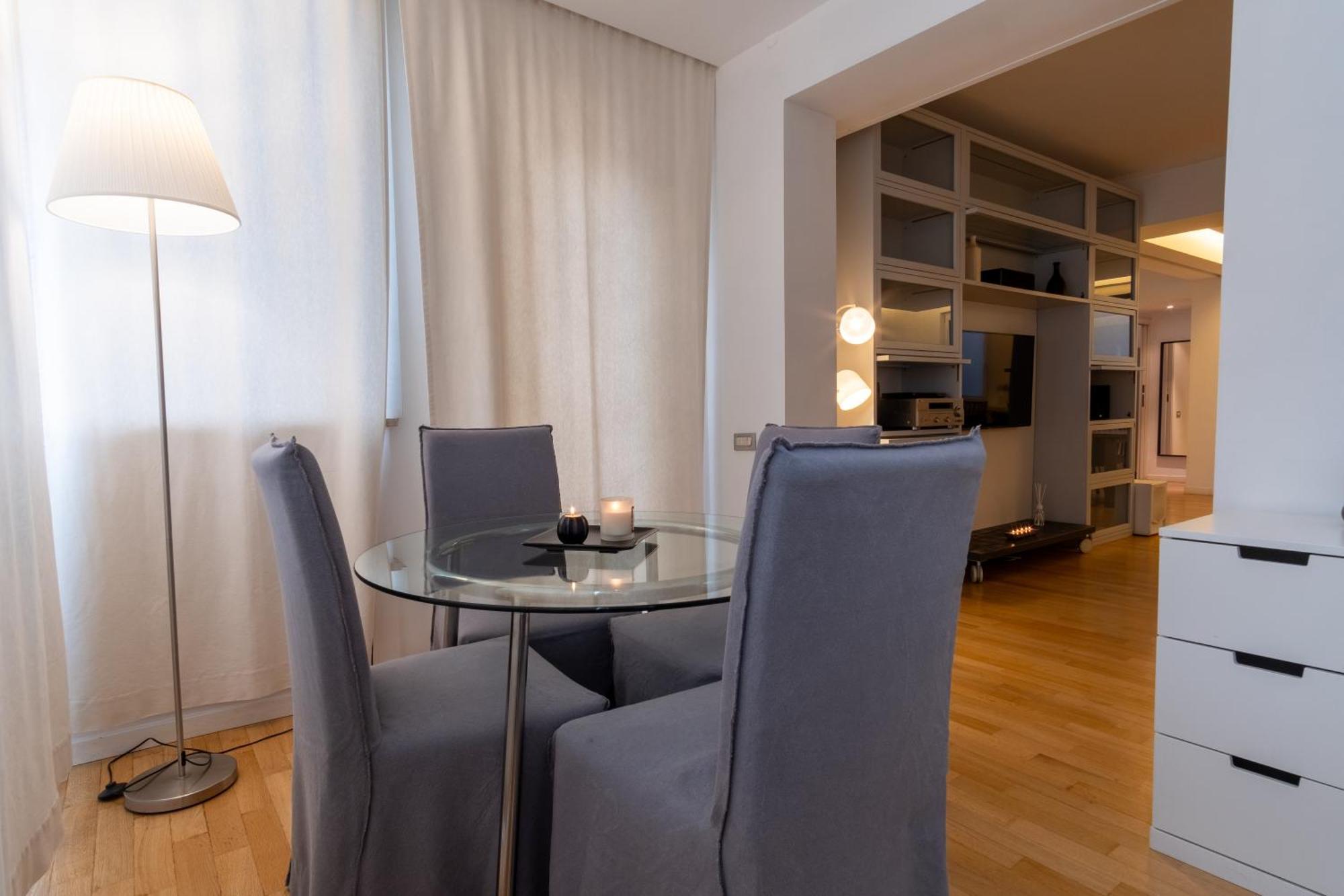 Attic With Terrace And Jacuzzi - Luxury Apartment Roma Exterior foto