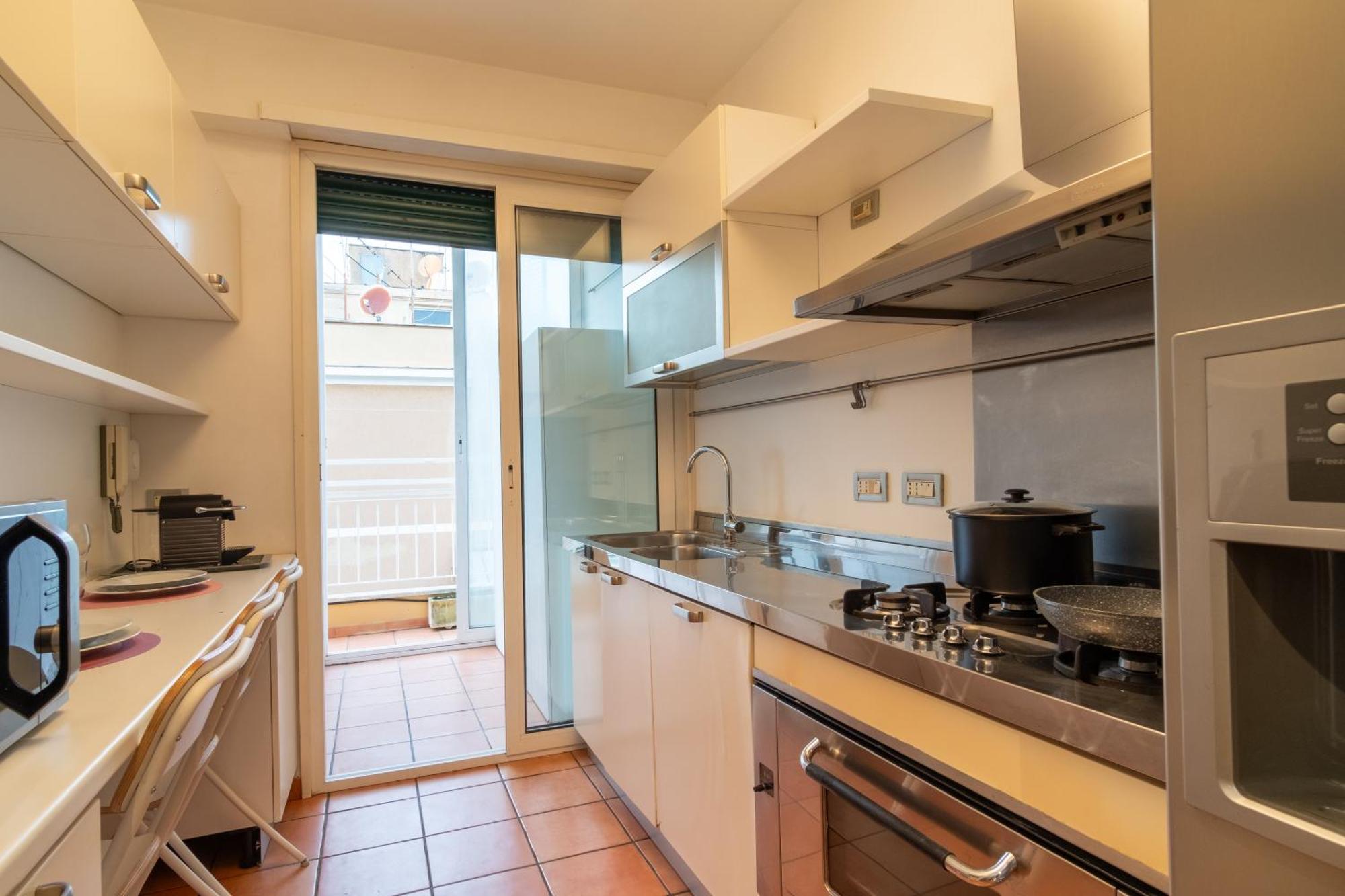 Attic With Terrace And Jacuzzi - Luxury Apartment Roma Exterior foto